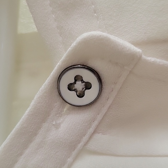 Cabi Flutter Sleeve Blouse Lg - Picture 5 of 5